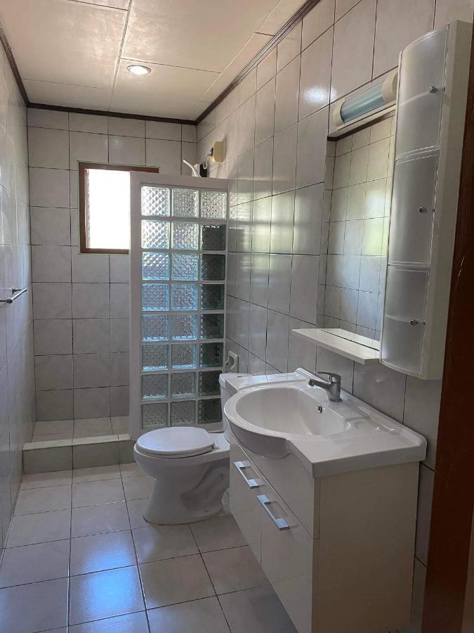 Dreamcatcher Hostel Moalboal Bagian luar foto